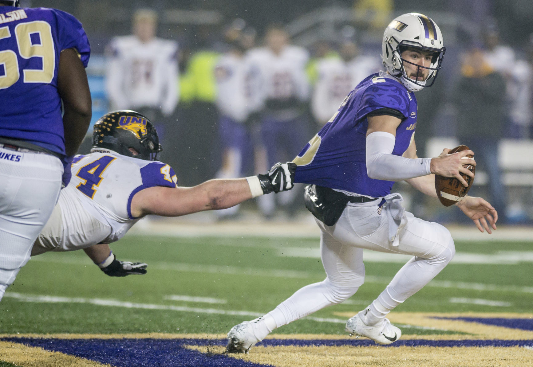 121319ap-uni-james-madison-7